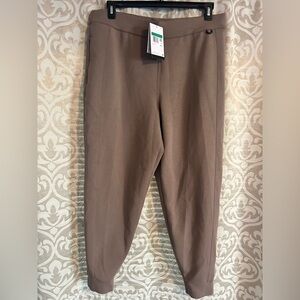 Nike Women's Dri-Fit Mid-Rise Ankle Length Joggers